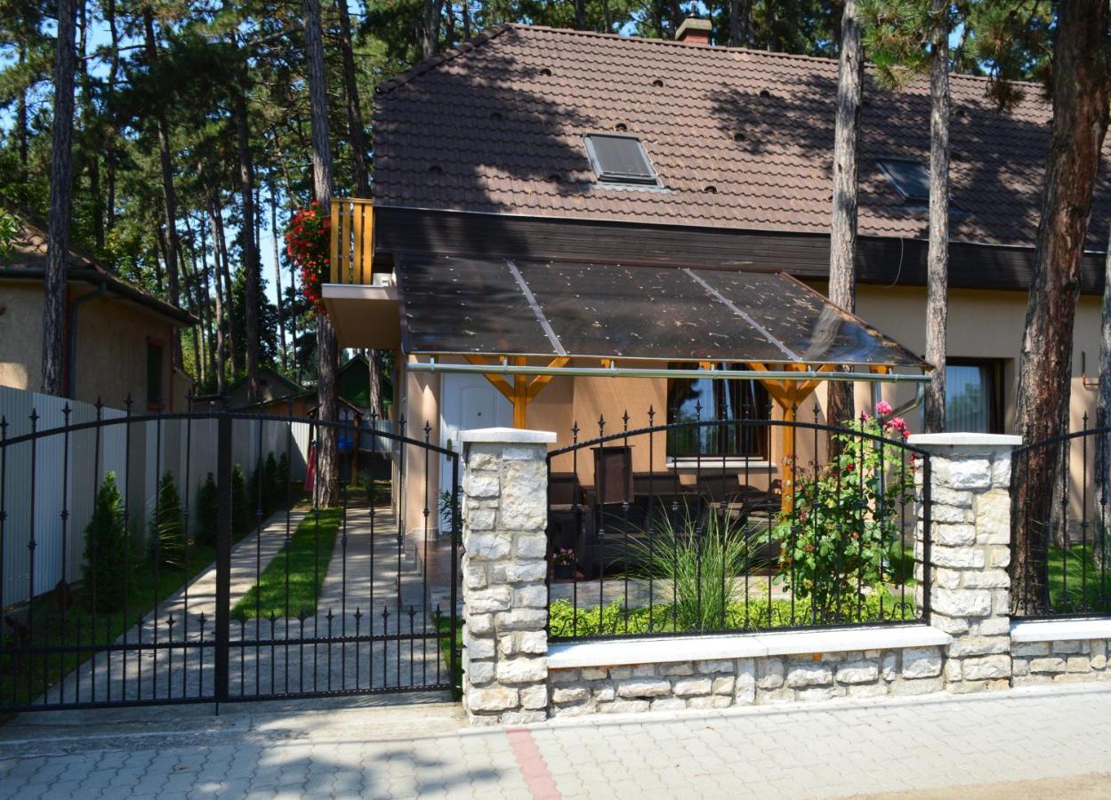 Gratisz Apartman Siofok Exterior photo