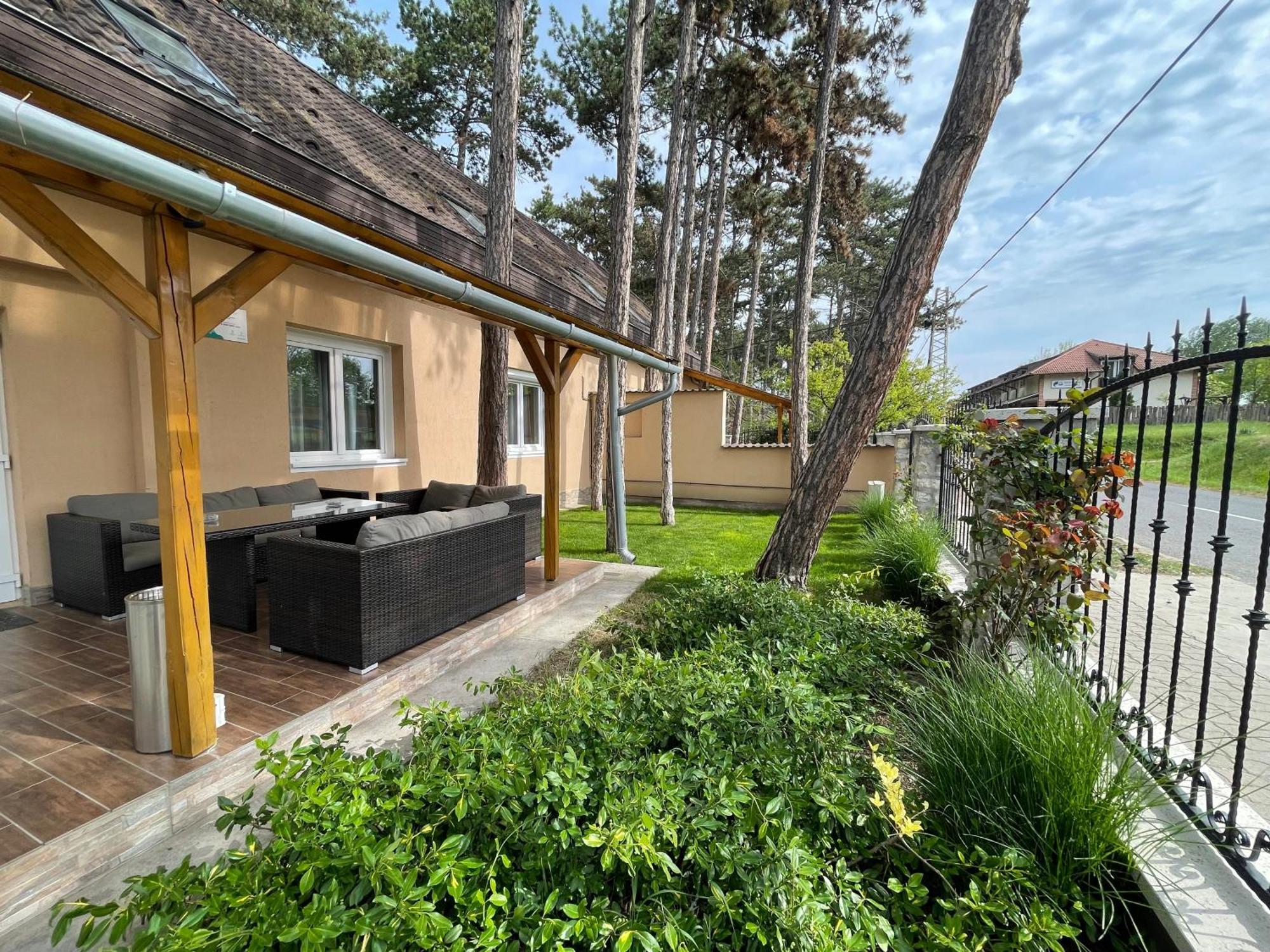 Gratisz Apartman Siofok Exterior photo