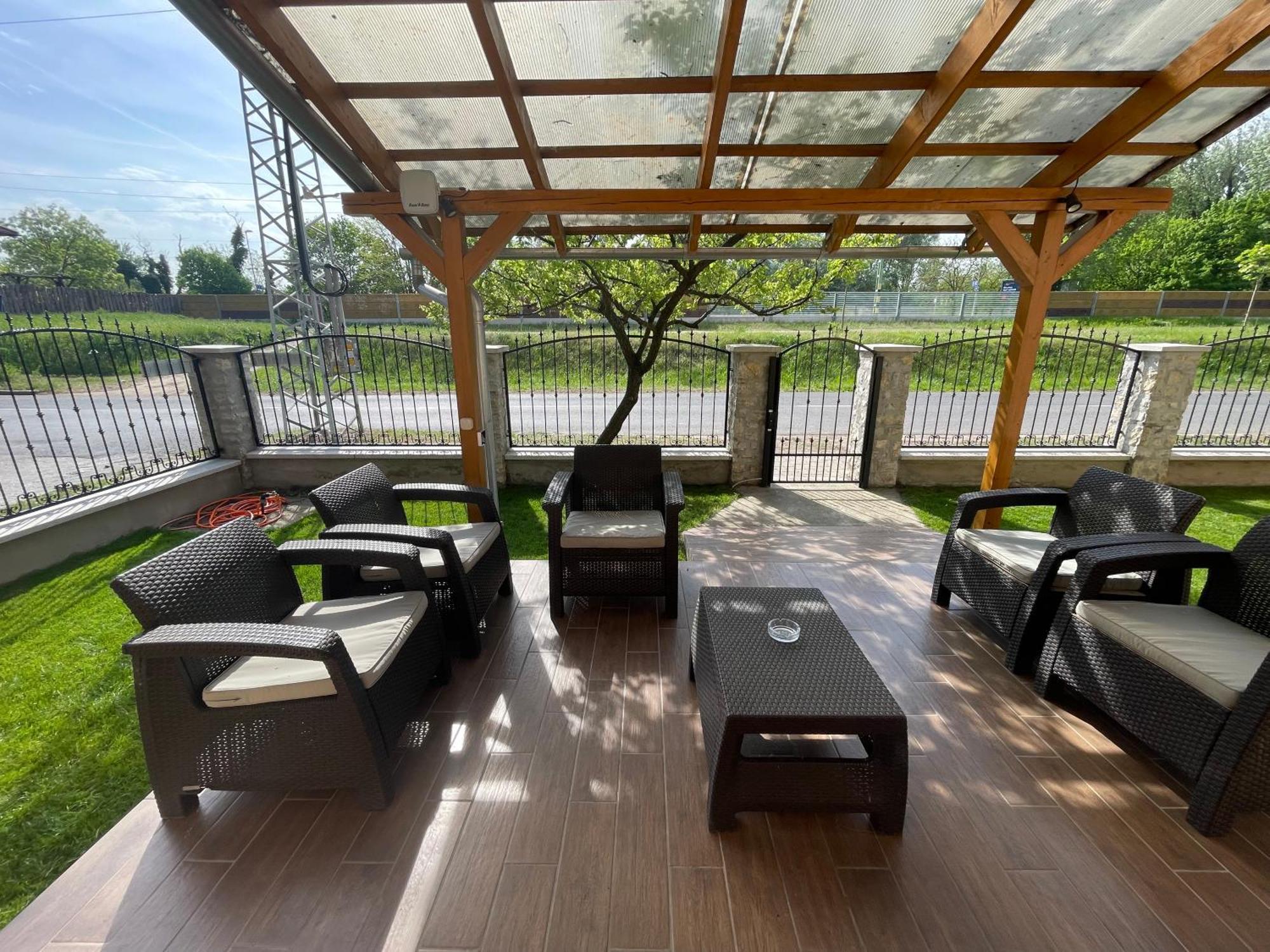 Gratisz Apartman Siofok Exterior photo